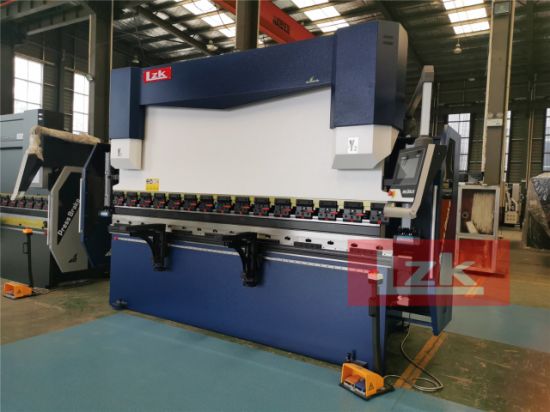 مجلد ورقة الفولاذ المقاوم للصدأ CNC الهيدروليكي 4 مم آليًا 100 طن
